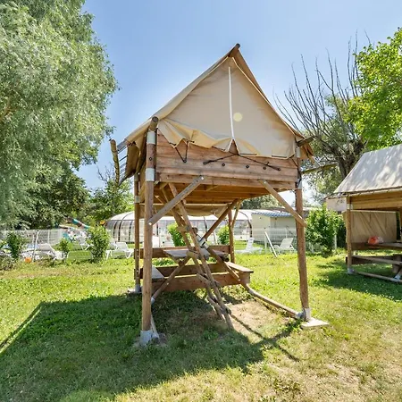 Camping Le Lac Bleu 3* Châtillon-en-Diois