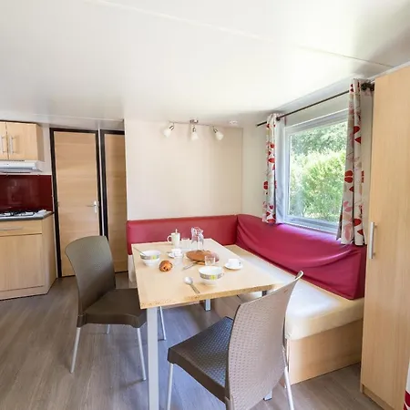 Camping Le Lac Bleu Châtillon-en-Diois