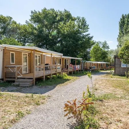 Κάμπινγκ Camping Le Lac Bleu 3*