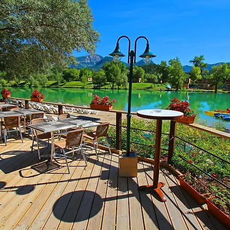 Camping Le Lac Bleu