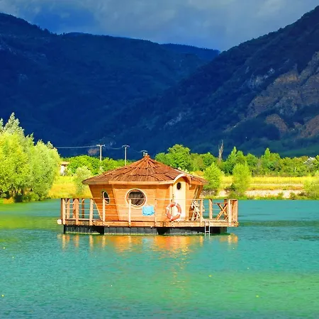 Camping Le Lac Bleu 3*