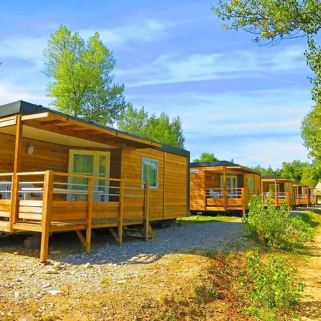 Camping Le Lac Bleu Kamp alanı