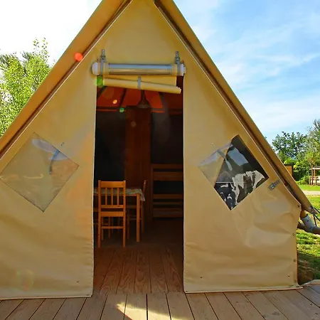 Camping Le Lac Bleu Kamp alanı Châtillon-en-Diois