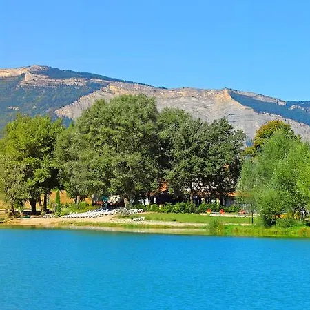 Kamp alanı Camping Le Lac Bleu Châtillon-en-Diois