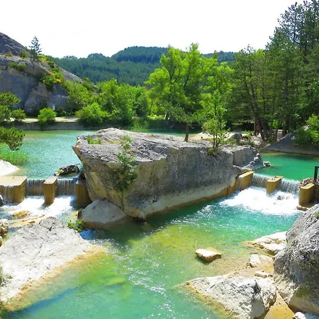 Kamp alanı Camping Le Lac Bleu 3*