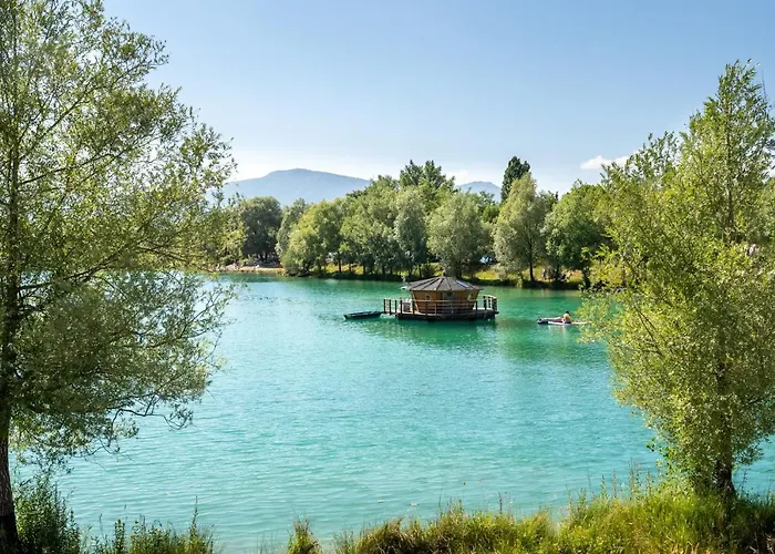 Camping Le Lac Bleu 3*