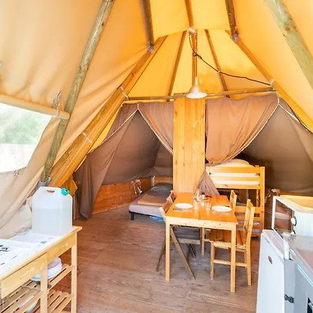 Camping Camping Le Lac Bleu Châtillon-en-Diois