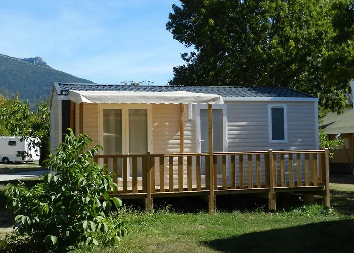 Camping Le Lac Bleu